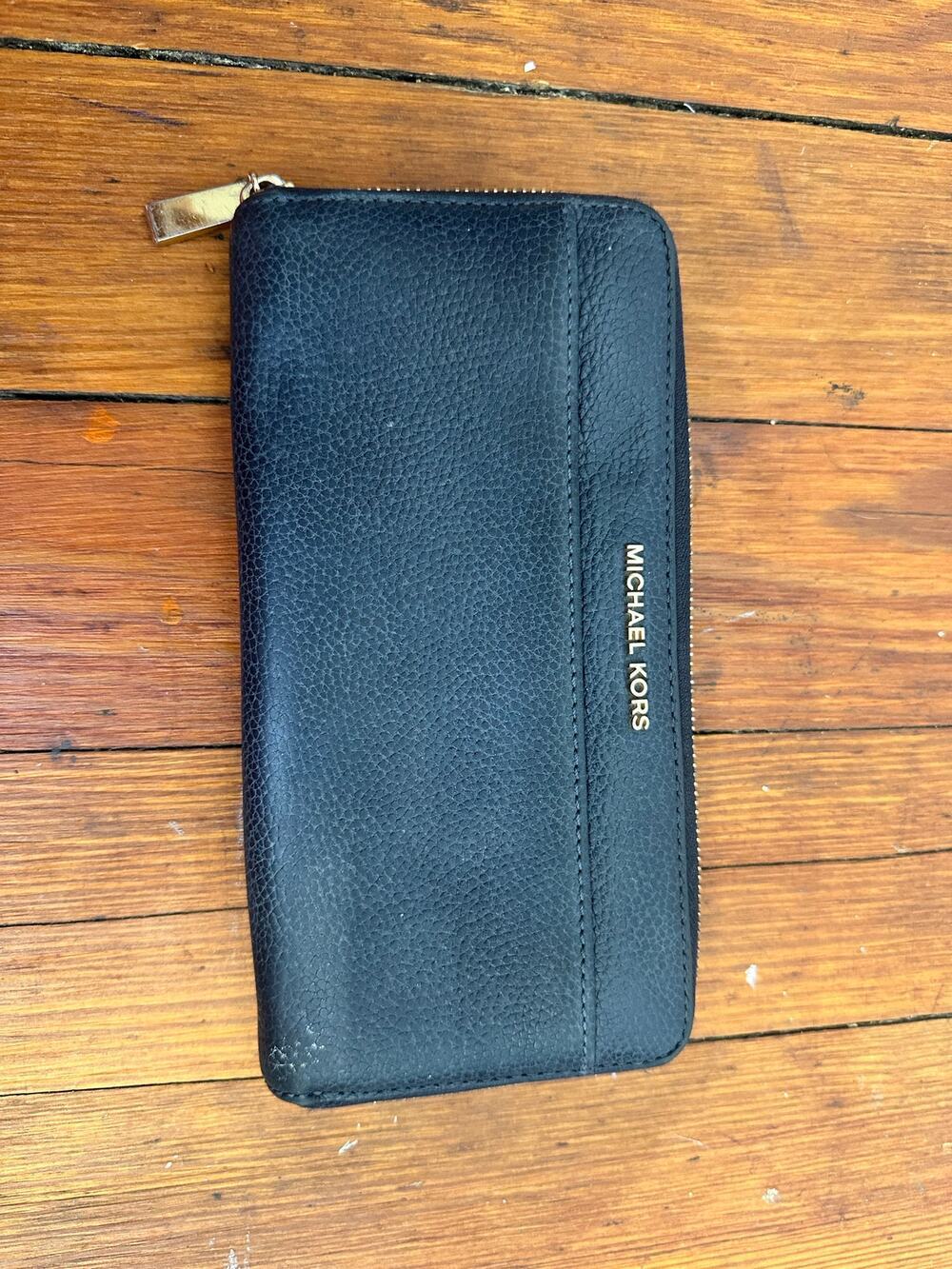 MICHAEL KORS Navy Mercer Multipocket Continental Zip Up Wallet